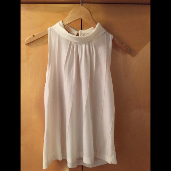 Nina Ricci Tops - Vintage Nina Ricci knit sleeveless top